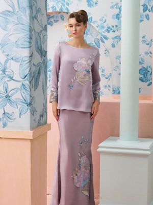 PEONY IN PURPLE