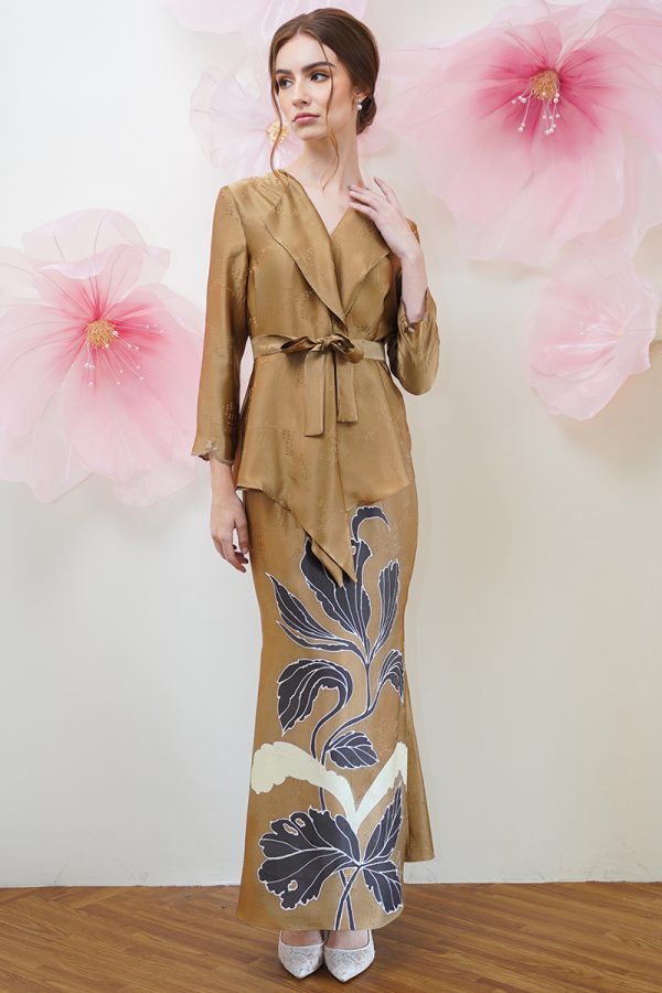 BRONZE KEBAYA WITH ABSTRACT EXTRACT PATTERN - Image 2