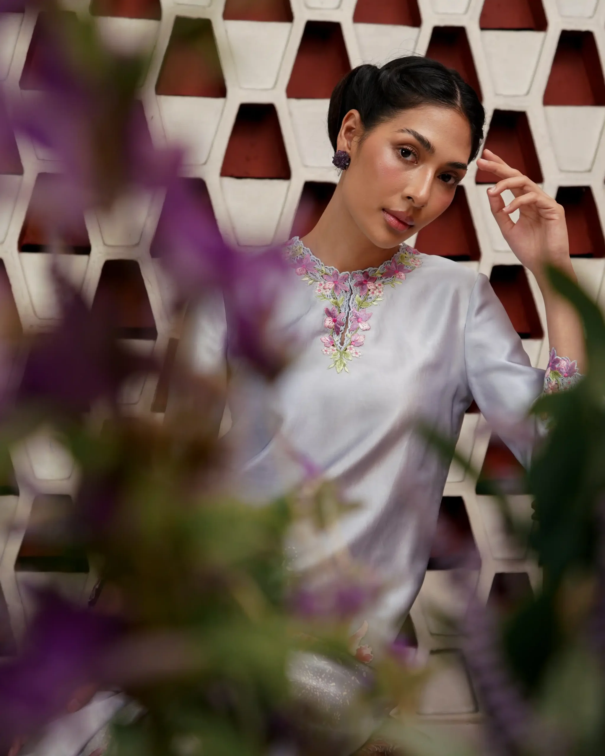 Batik Orchid Kurung Longgar - Image 3