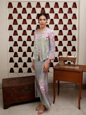 Batik Kebaya Orchid Moderns